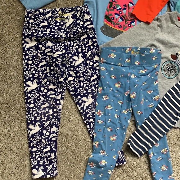 5 mini Boden long sleeve and 2 leggings - Picture 2 of 7